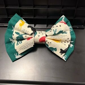 Evergreen moose double bow